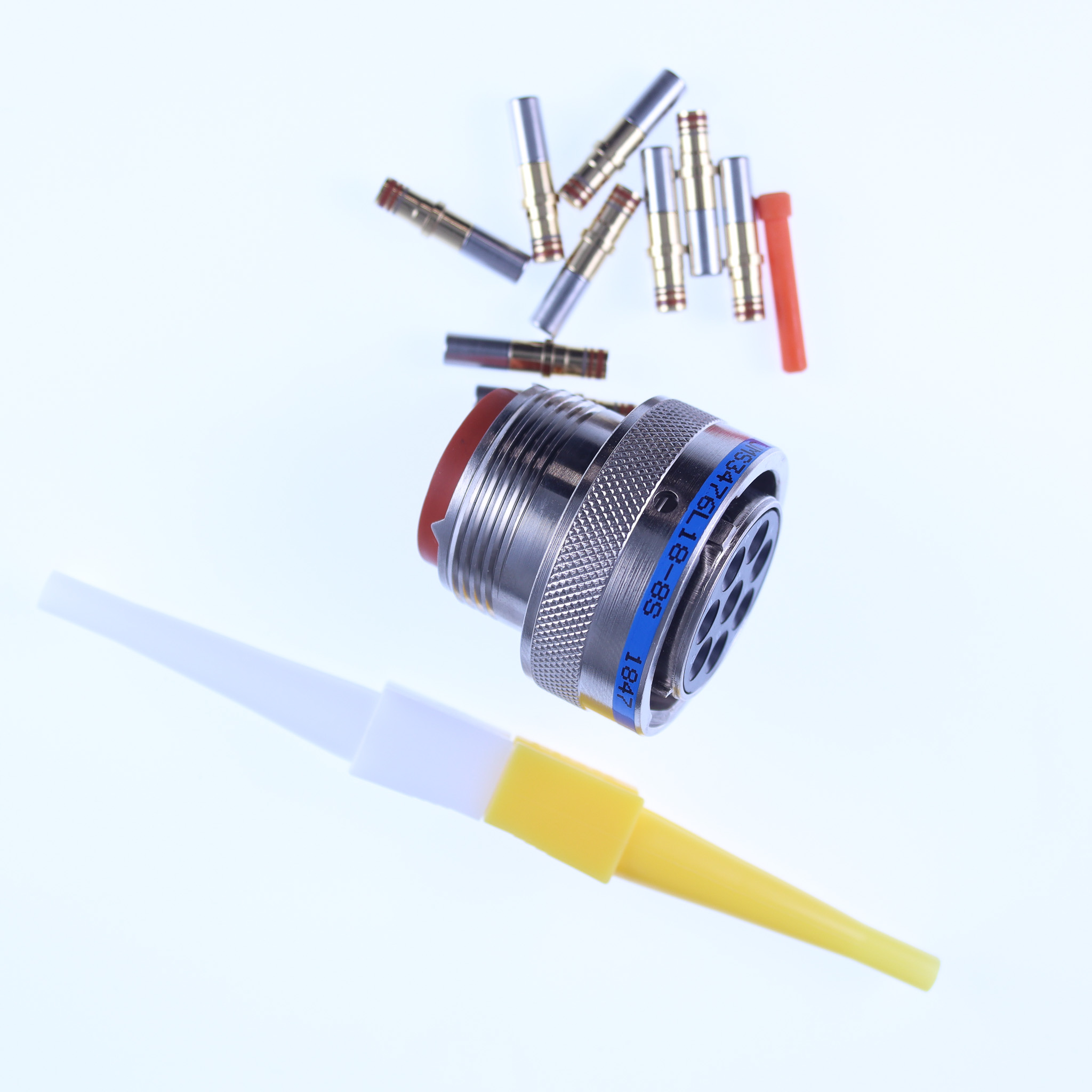 MS3476L18-8S Amphenol 8-Way Plug Crimp Contacts